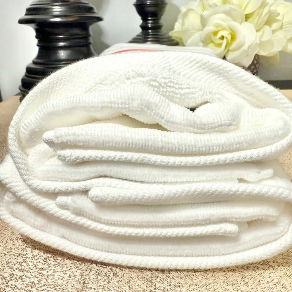 NWT Rae Dunn Set of 2 ELF COTTON-HEADED NINNY-MUGGINS Bathroom Hand Towels